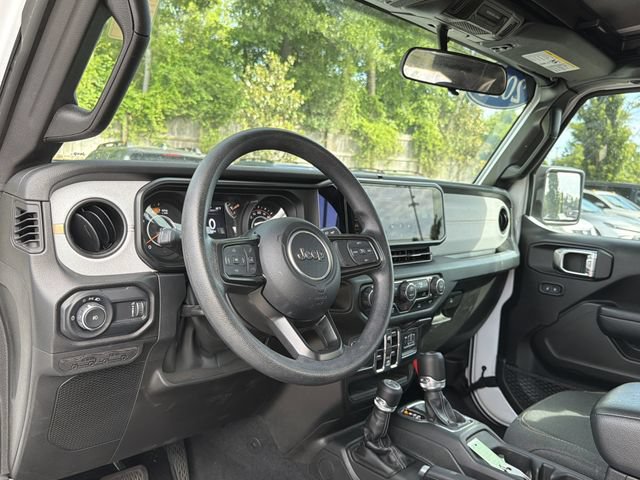Used 2025 Jeep Wrangler Unlimited Sport AWD/4WD image 7