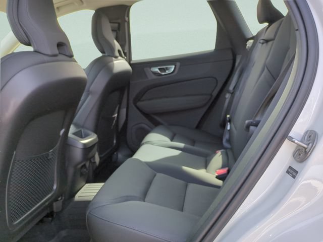 New 2026 Volvo XC60 B5 Plus w/ Protection Package Premier AWD/4WD image 9