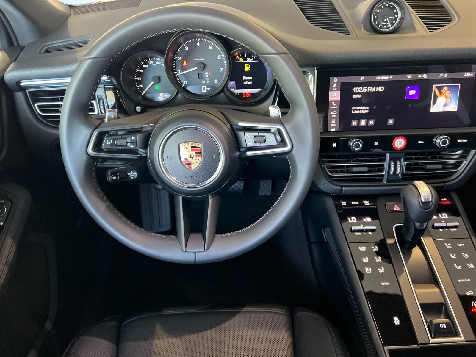 New 2026 Porsche Macan AWD/4WD image 14