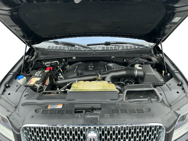 Used 2019 Lincoln Navigator L Reserve AWD/4WD image 20