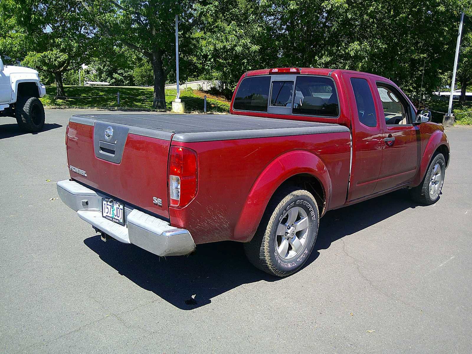 Used 2010 Nissan Frontier SE w/ SE Value Truck Pkg RWD image 5
