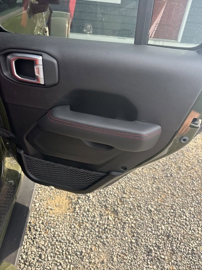 Used 2023 Jeep Wrangler Unlimited Rubicon 4xe image 8