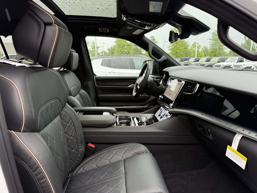 New 2026 Jeep Grand Wagoneer Summit AWD/4WD image 15