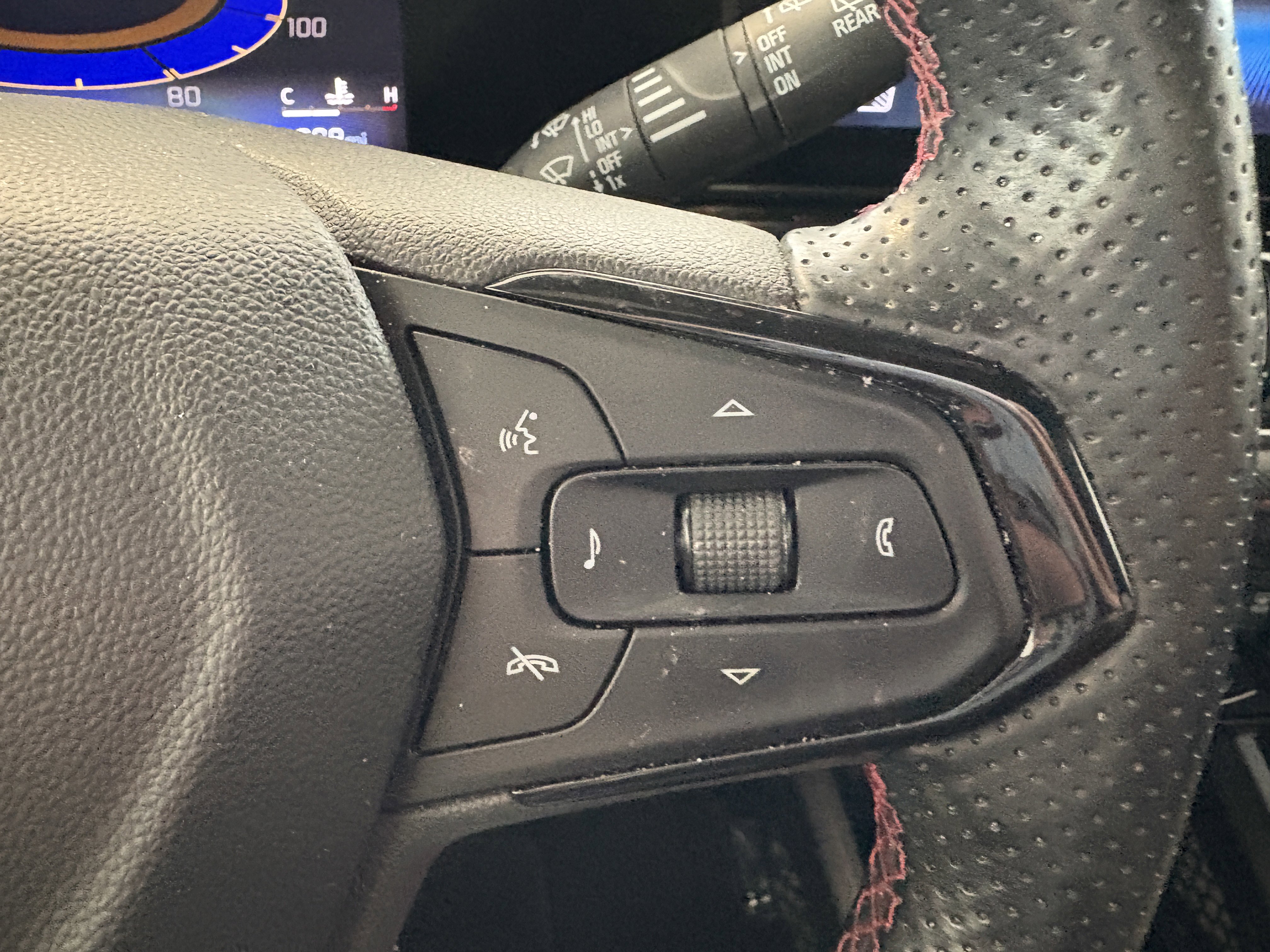 Used 2024 Chevrolet TrailBlazer RS w/ Convenience Package image 13