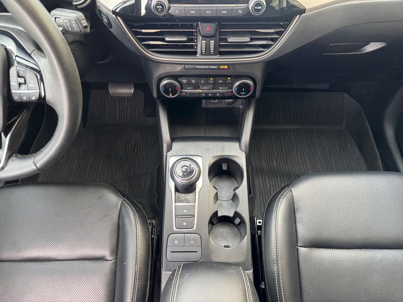 Used 2022 Ford Escape SEL image 11