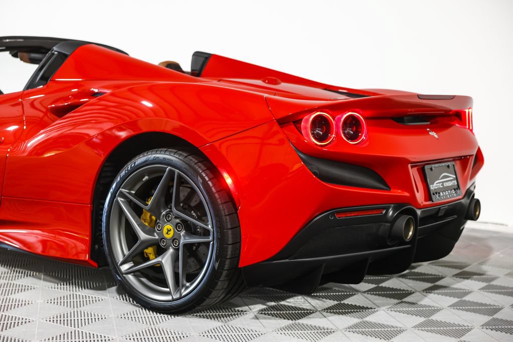 Used 2023 Ferrari F8 Tributo RWD image 21