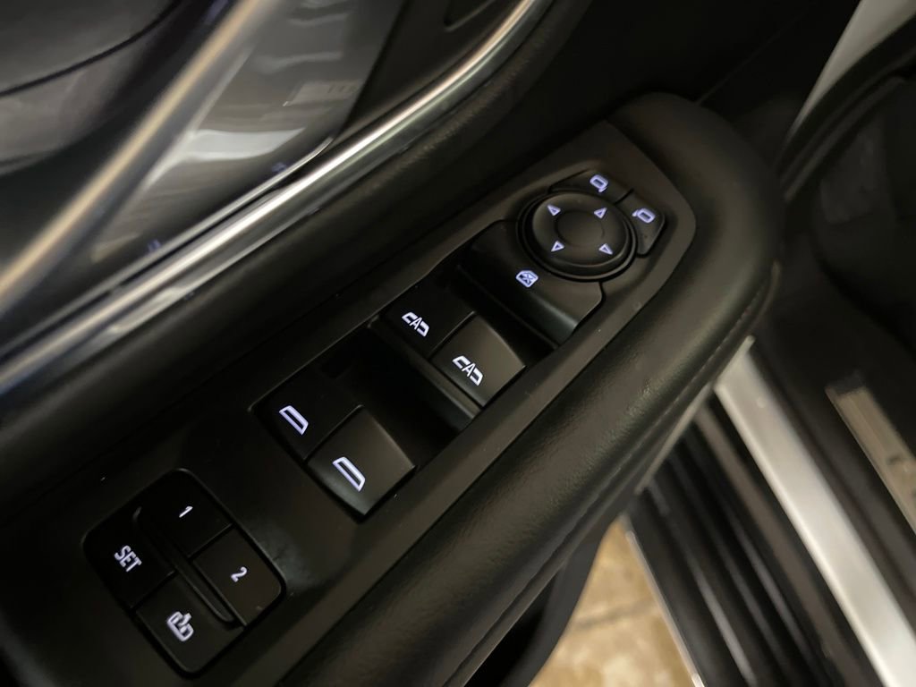 Certified 2024 Chevrolet Suburban LT image 12