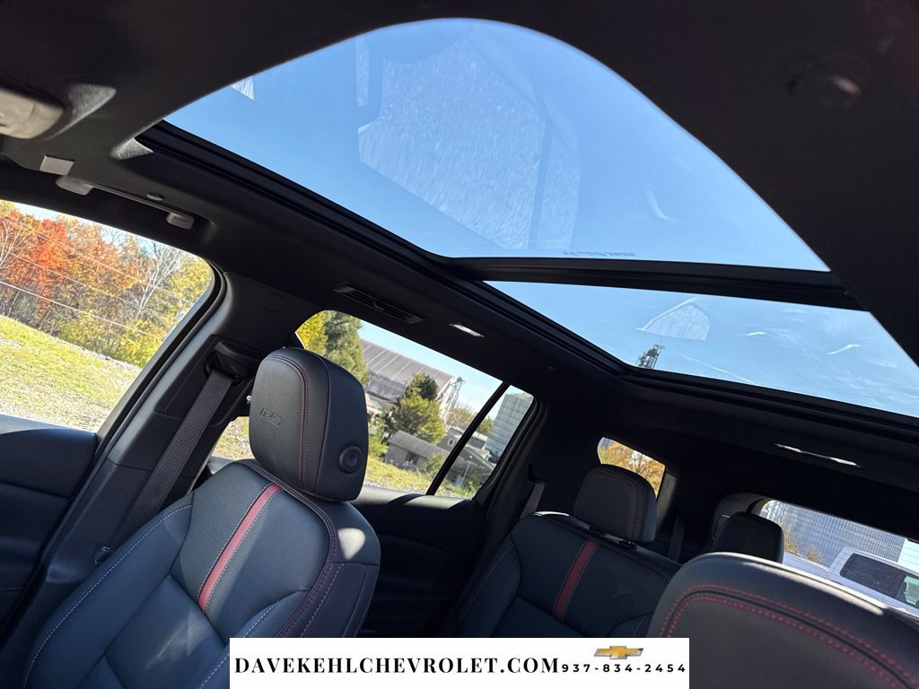 Used 2024 Chevrolet Traverse RS AWD/4WD image 24