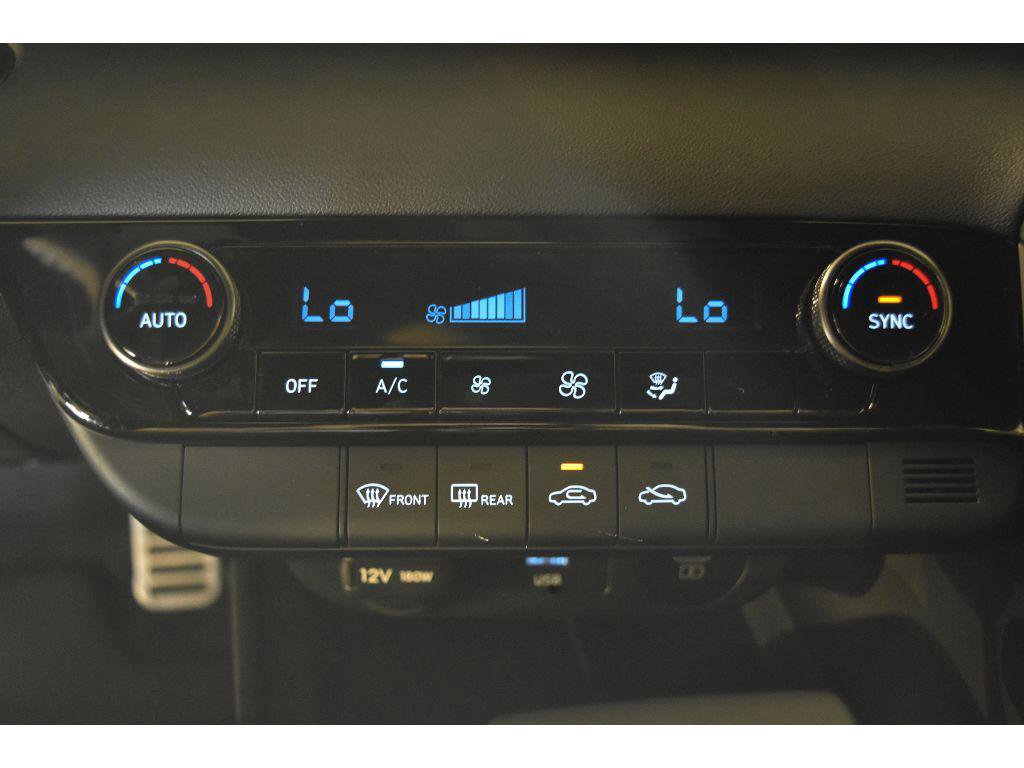 New 2025 Hyundai Elantra Sport image 60