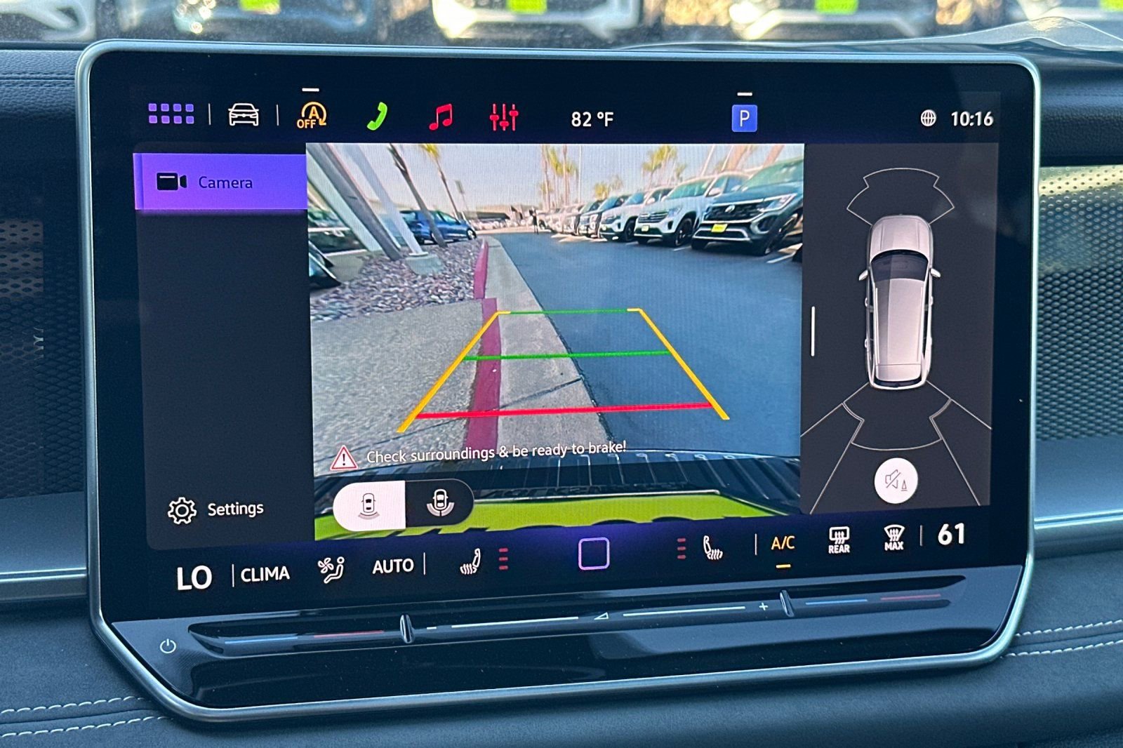 New 2026 Volkswagen Tiguan SE R-Line image 17