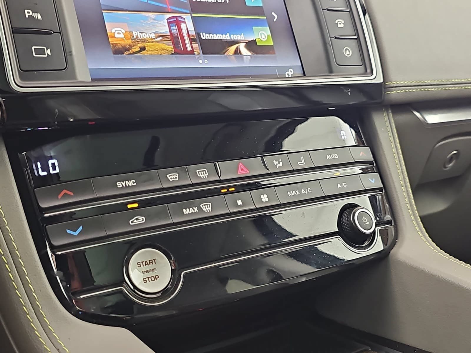 Used 2018 Jaguar F-PACE R-Sport AWD/4WD image 23