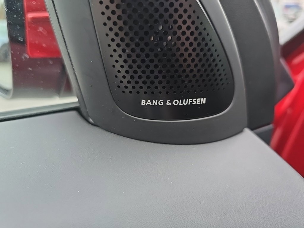 Used 2025 Genesis GV60 Performance image 29