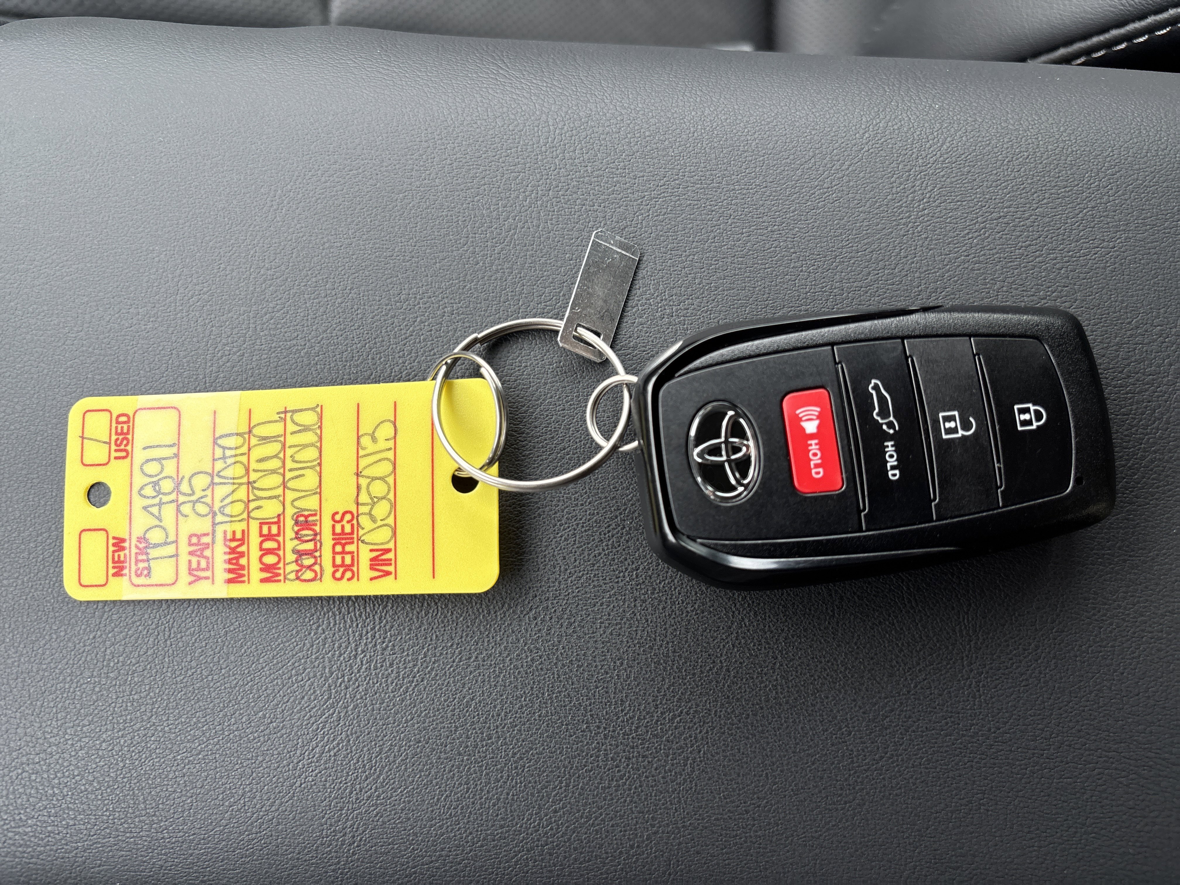 Certified 2025 Toyota Crown Signia w/ Advanced Technology Package image 29