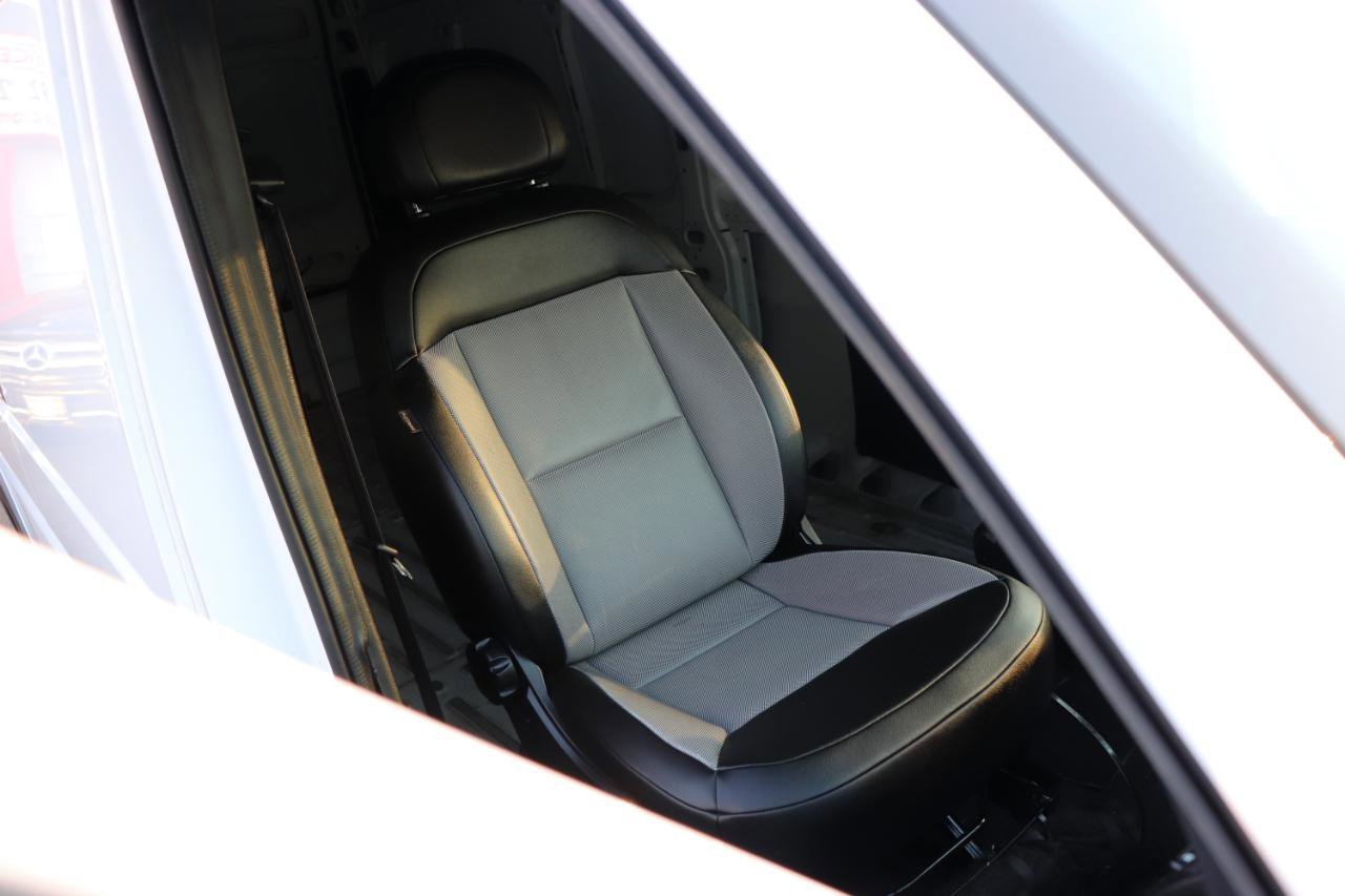 Used 2025 RAM ProMaster 2500 w/ Convenience Group FWD image 14