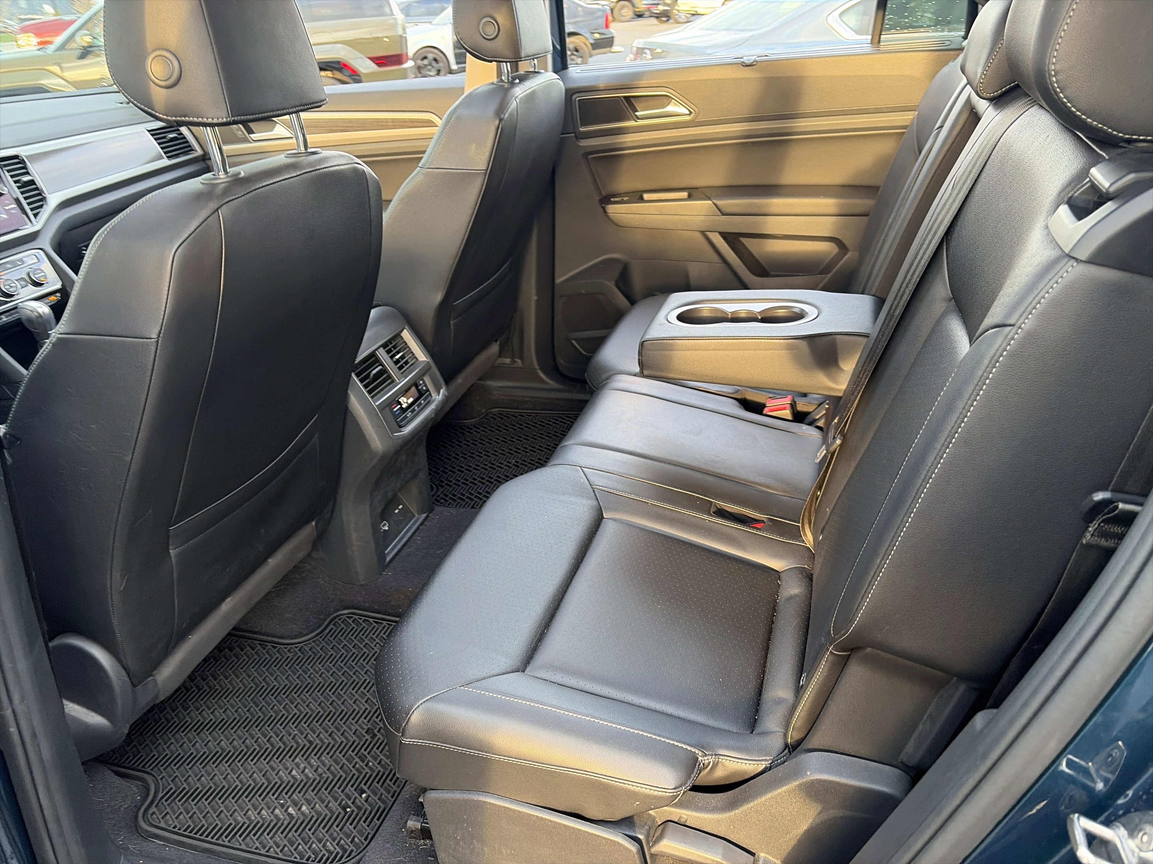 Used 2019 Volkswagen Atlas SEL image 24