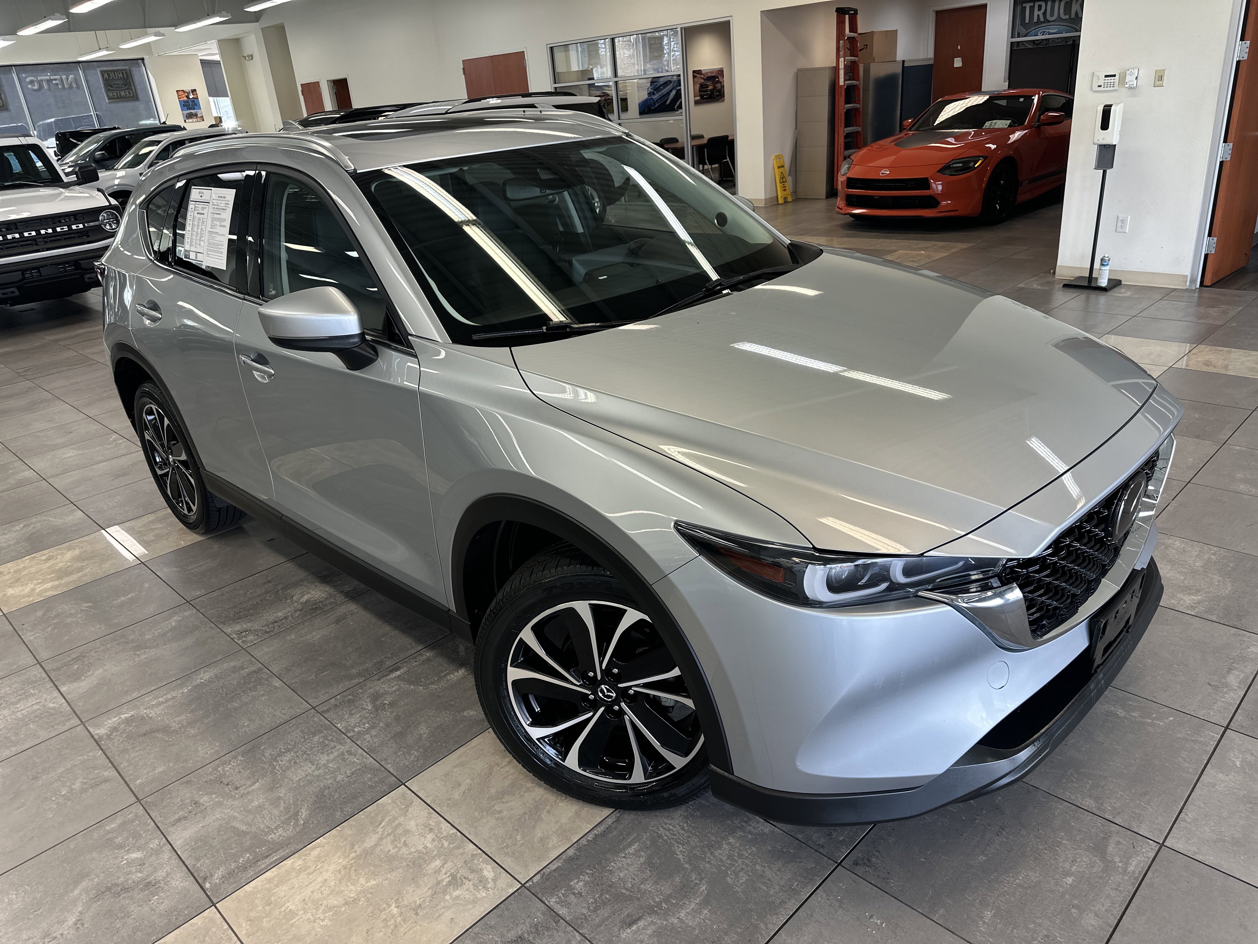 Used 2023 MAZDA CX-5 AWD 2.5 S w/ Premium Package image 11