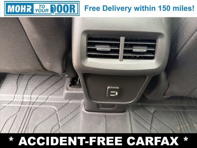 Used 2024 Chevrolet Equinox LT image 33