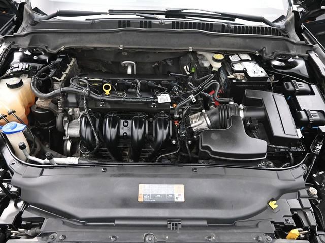 Used 2016 Ford Fusion SE w/ SE Cold Weather Package image 22