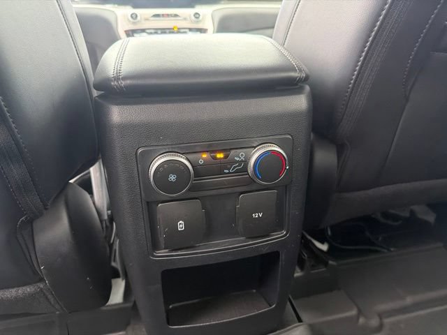 Used 2021 Ford Explorer XLT w/ Equipment Group 202A AWD/4WD image 23
