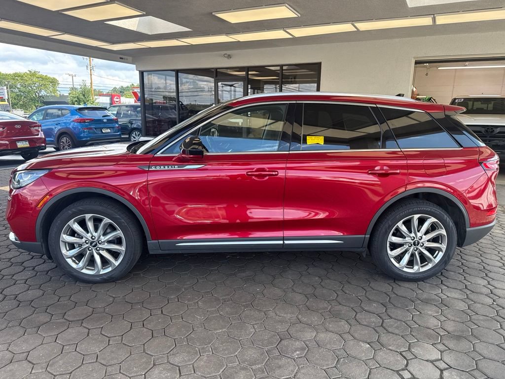 Used 2022 Lincoln Corsair AWD w/ Premium Package image 8