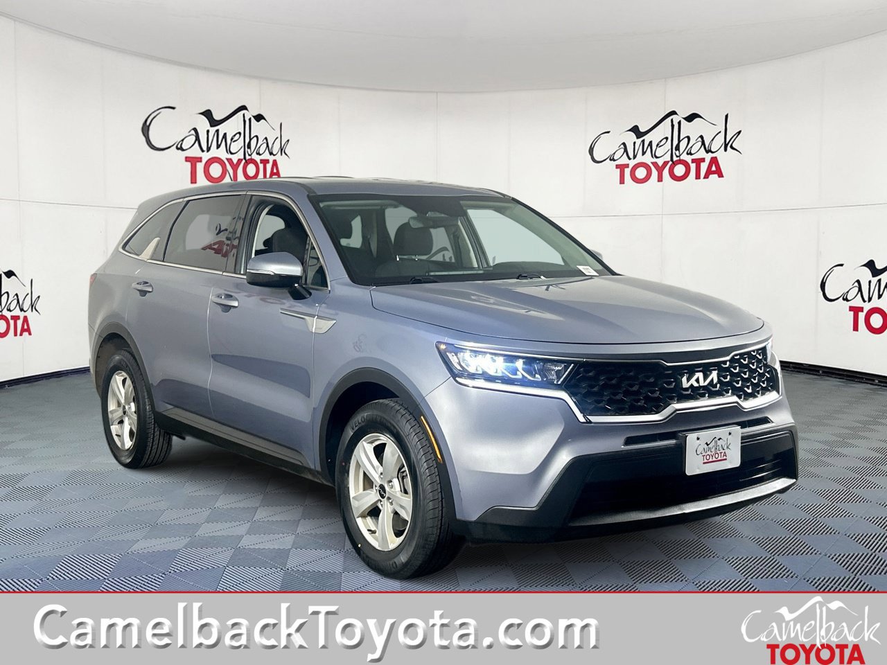 Used 2022 Kia Sorento LX FWD image 1