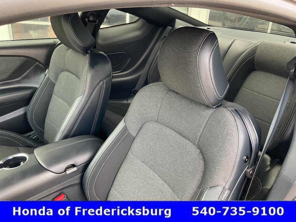 Used 2025 Ford Mustang Coupe image 21