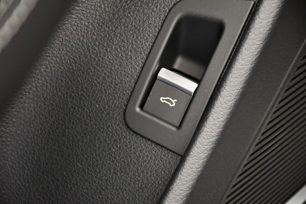 New 2026 Audi Q8 Premium Plus image 36
