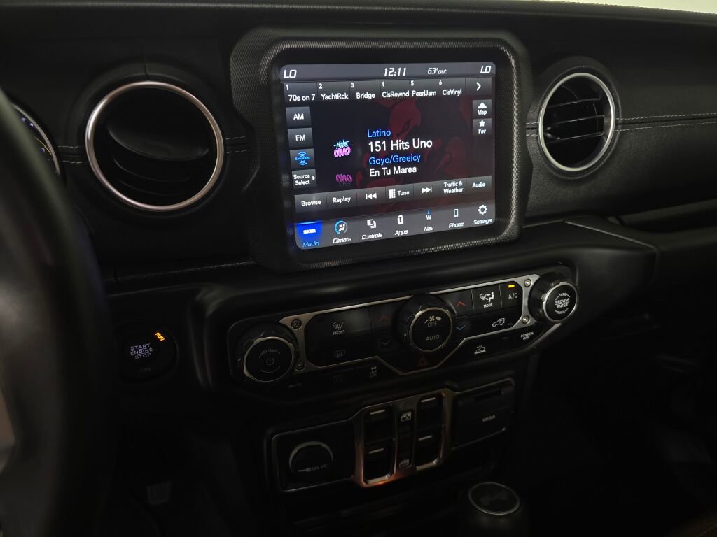 Used 2022 Jeep Wrangler Unlimited Sahara 4xe image 29