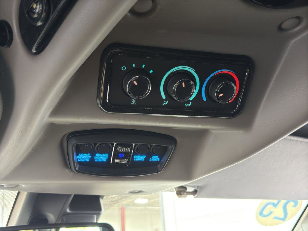 New 2025 GMC Savana 2500 Work Van image 23