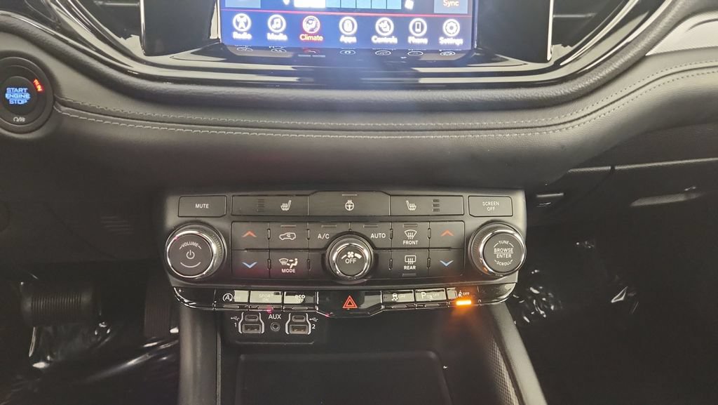 Used 2022 Dodge Durango GT AWD/4WD image 17