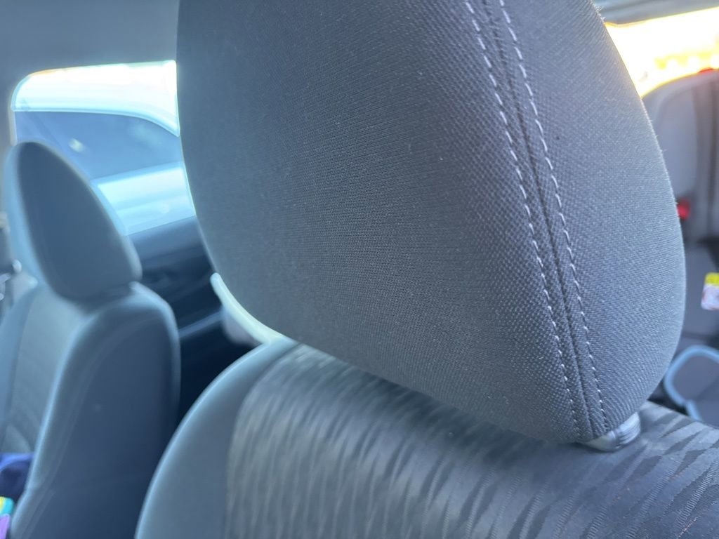 Used 2020 Nissan Rogue S image 5