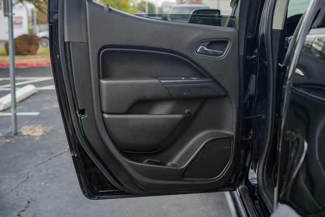 Used 2018 Chevrolet Colorado ZR2 w/ ZR2 Midnight Special Edition AWD/4WD image 42