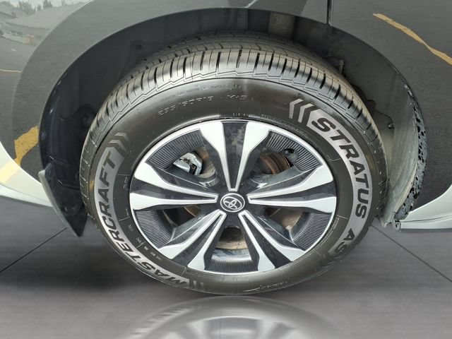 Certified 2023 Toyota bZ4X AWD w/ Weather Package image 29