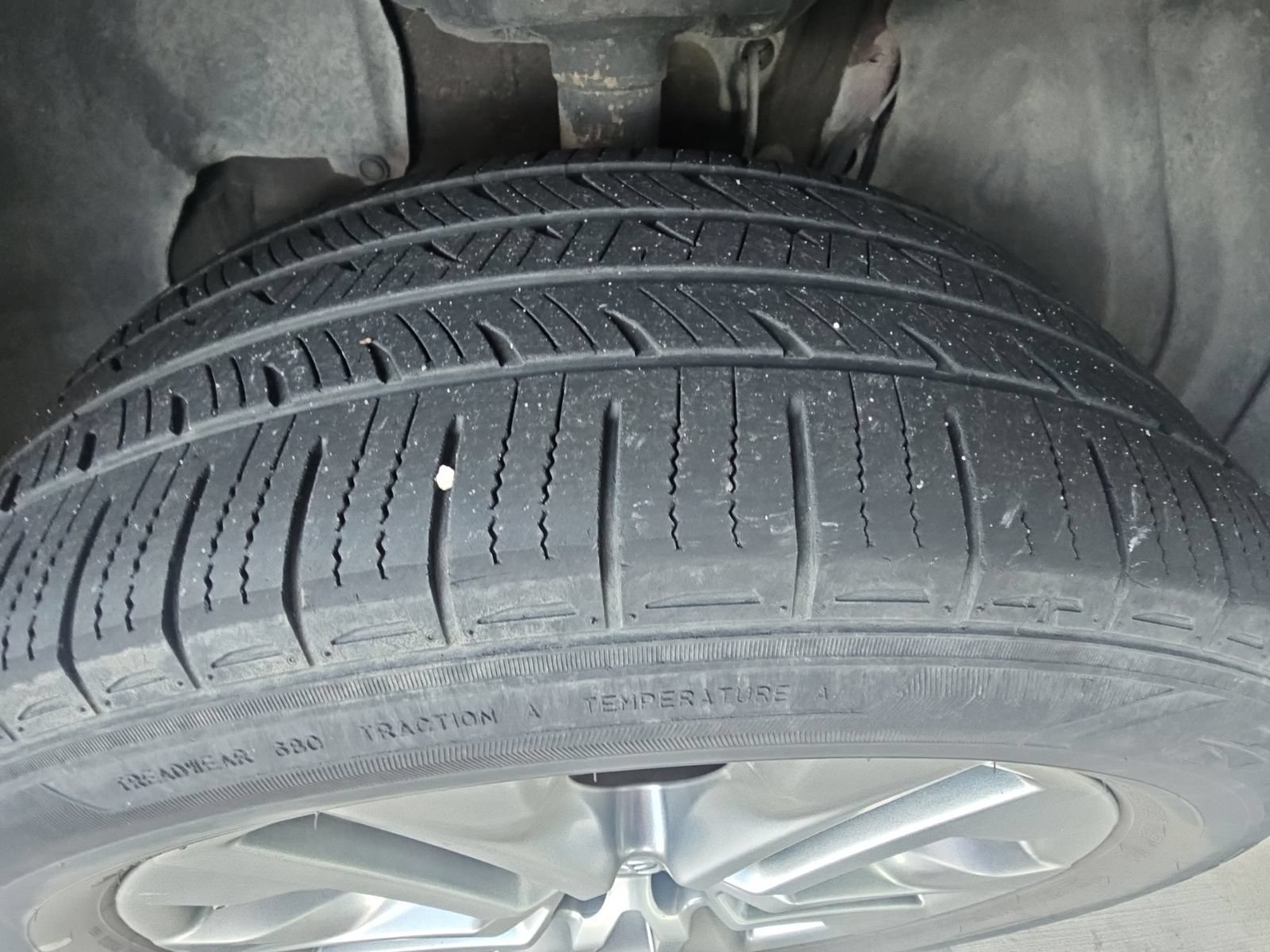 Used 2019 Toyota RAV4 Limited FWD image 25