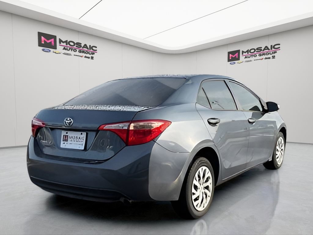Used 2017 Toyota Corolla L image 9