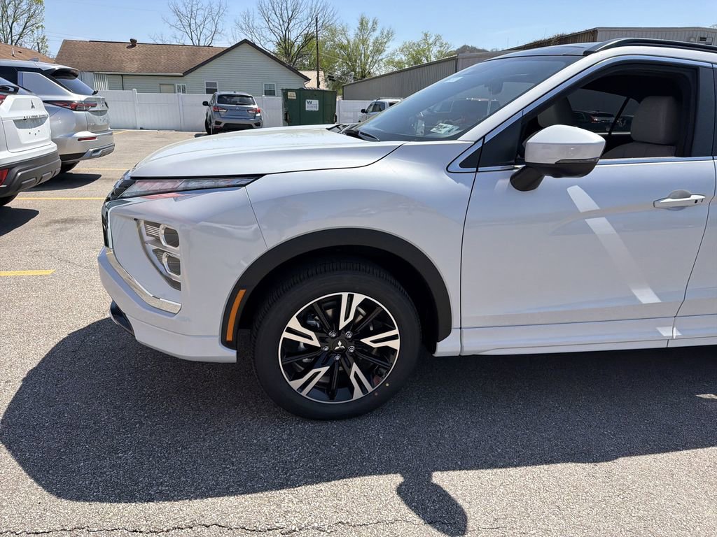 New 2026 Mitsubishi Eclipse Cross SEL AWD/4WD image 9