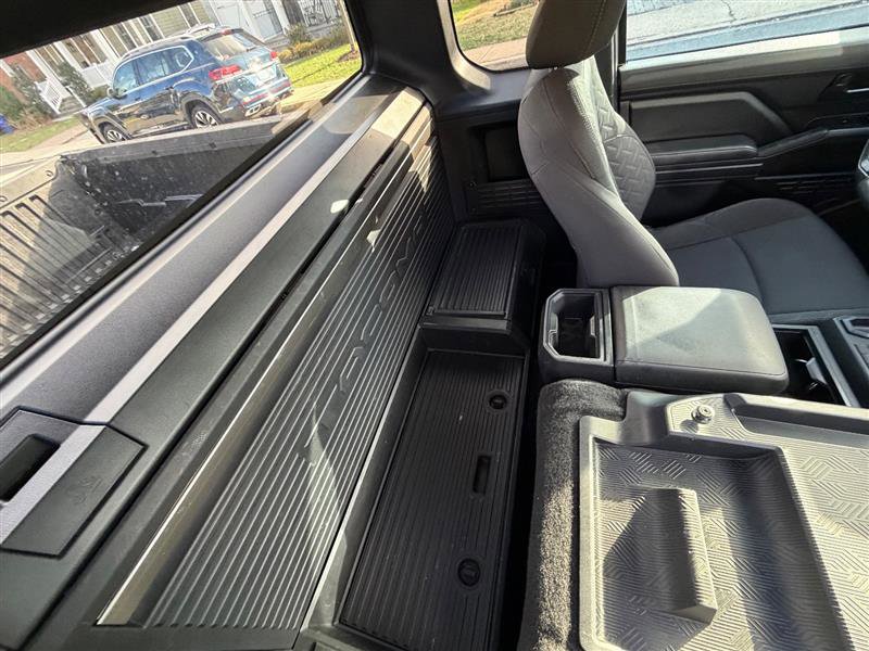 Used 2024 Toyota Tacoma SR image 24