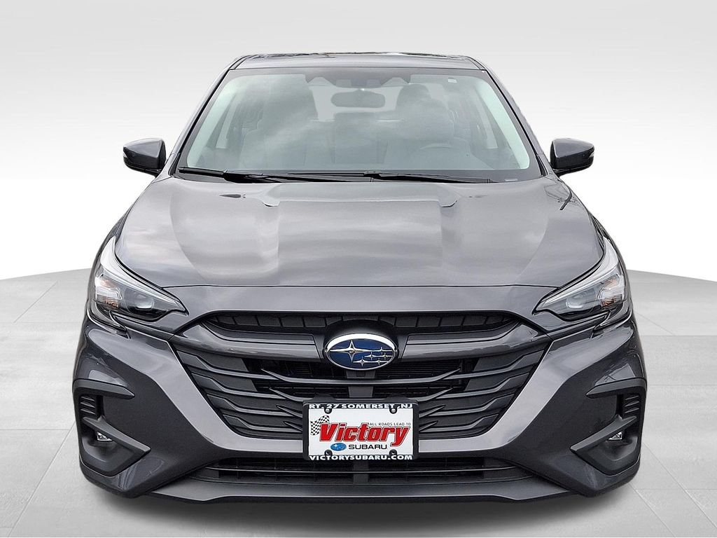 Used 2025 Subaru Legacy Premium AWD/4WD image 2