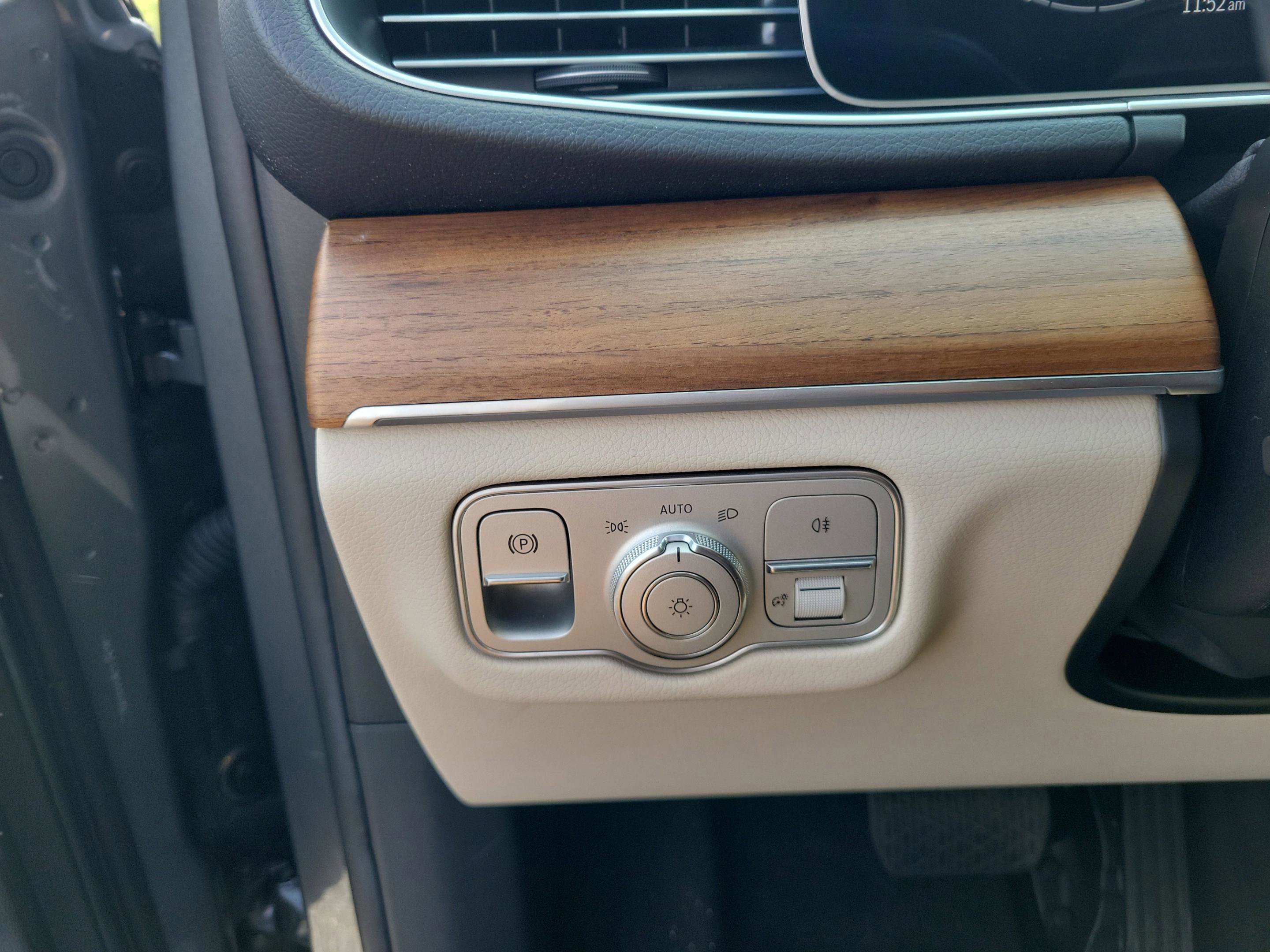 Certified 2026 Mercedes-Benz GLE 450 4MATIC image 57