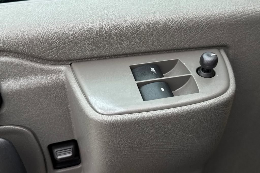 Certified 2023 Chevrolet Express 3500 Extended w/ Driver Convenience Package RWD image 12