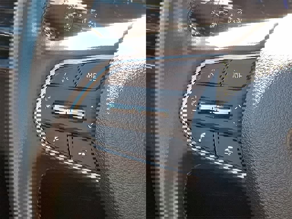 Used 2019 Hyundai Santa Fe Limited image 21