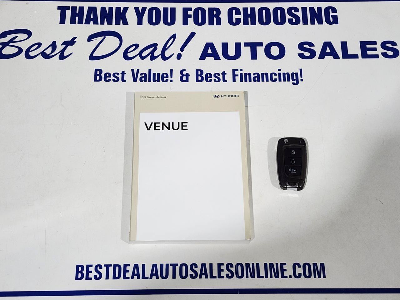 Used 2022 Hyundai Venue SEL FWD image 32