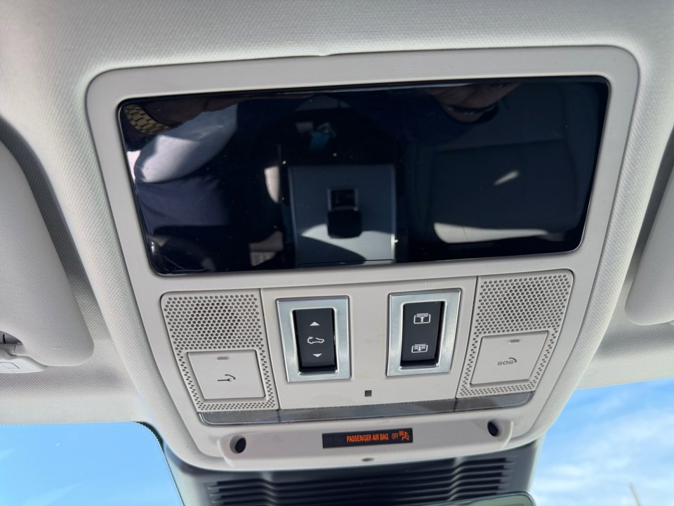 Used 2024 Land Rover Range Rover Evoque S image 21