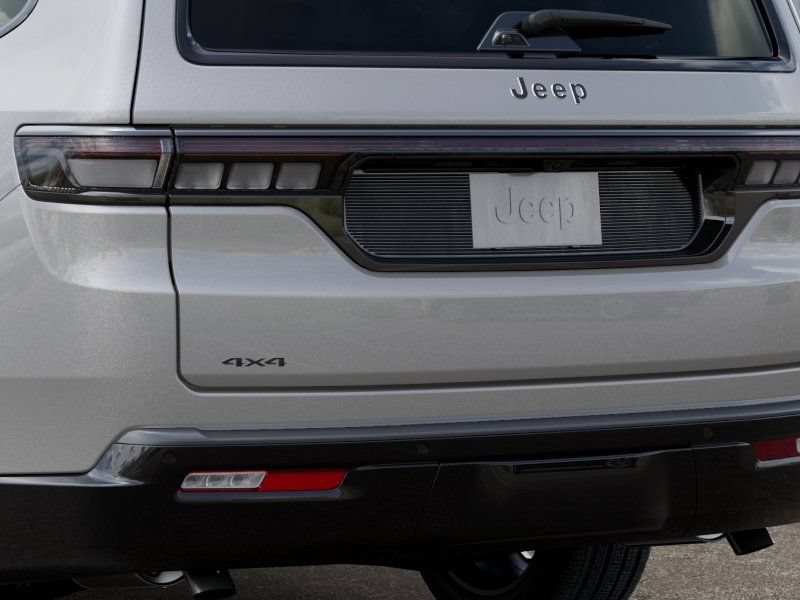 New 2026 Jeep Grand Wagoneer L Summit AWD/4WD image 14