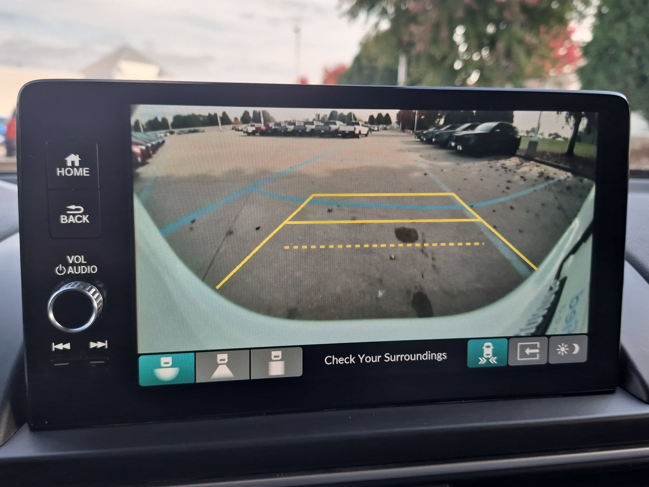 Used 2024 Honda Pilot Touring image 20