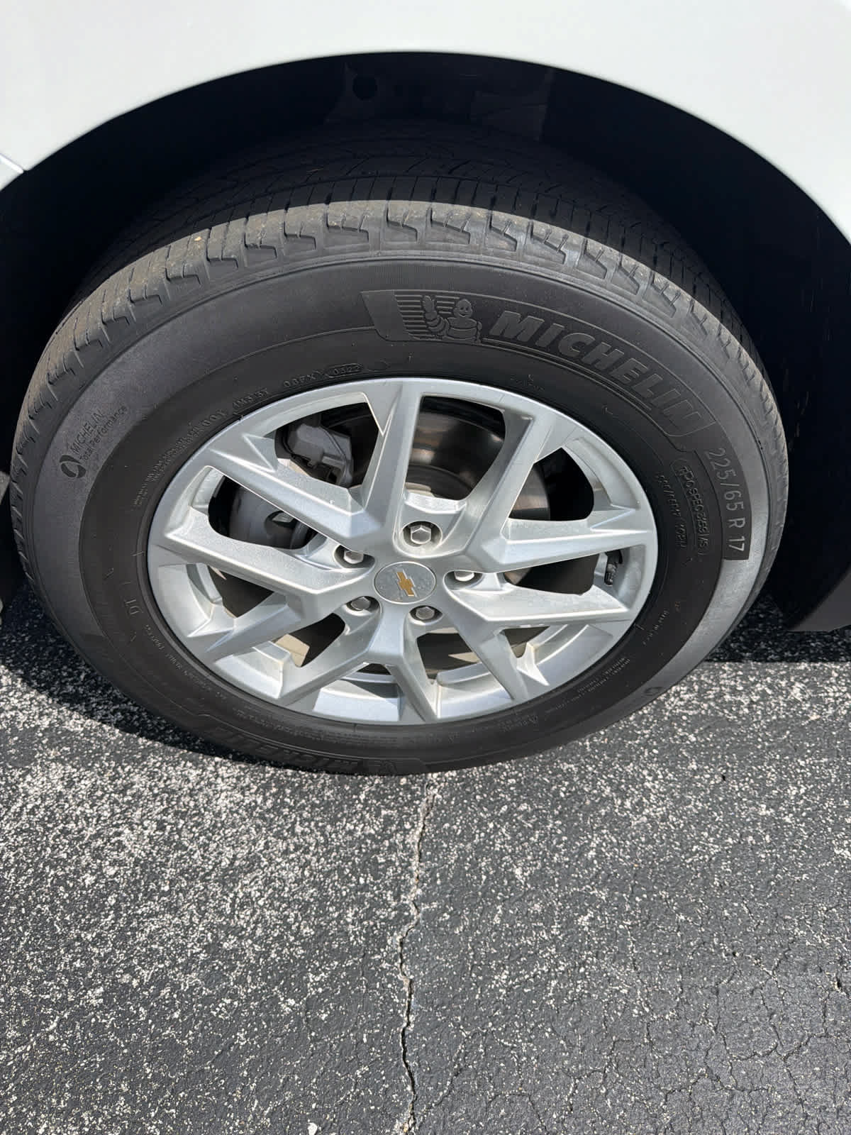 Used 2022 Chevrolet Equinox LT FWD image 9