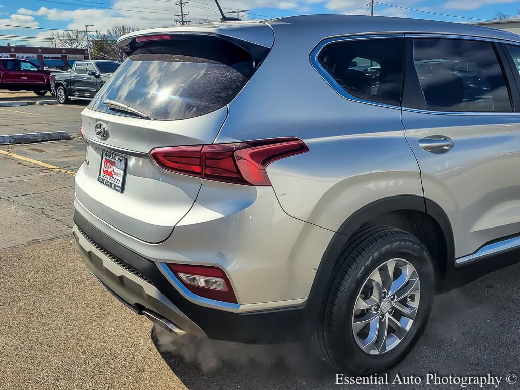 Used 2019 Hyundai Santa Fe SE image 6
