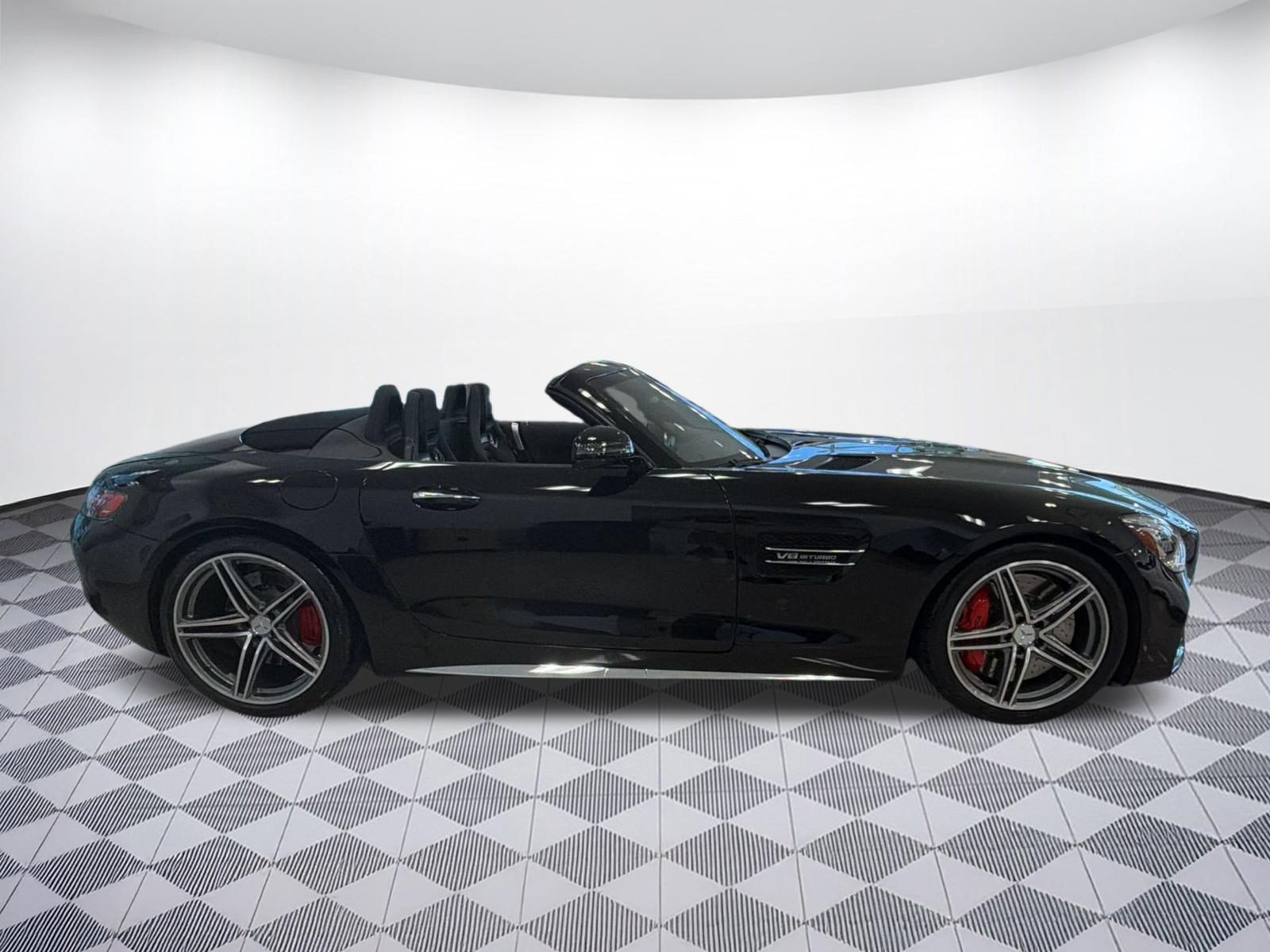 Used 2018 Mercedes-Benz AMG GT C image 7