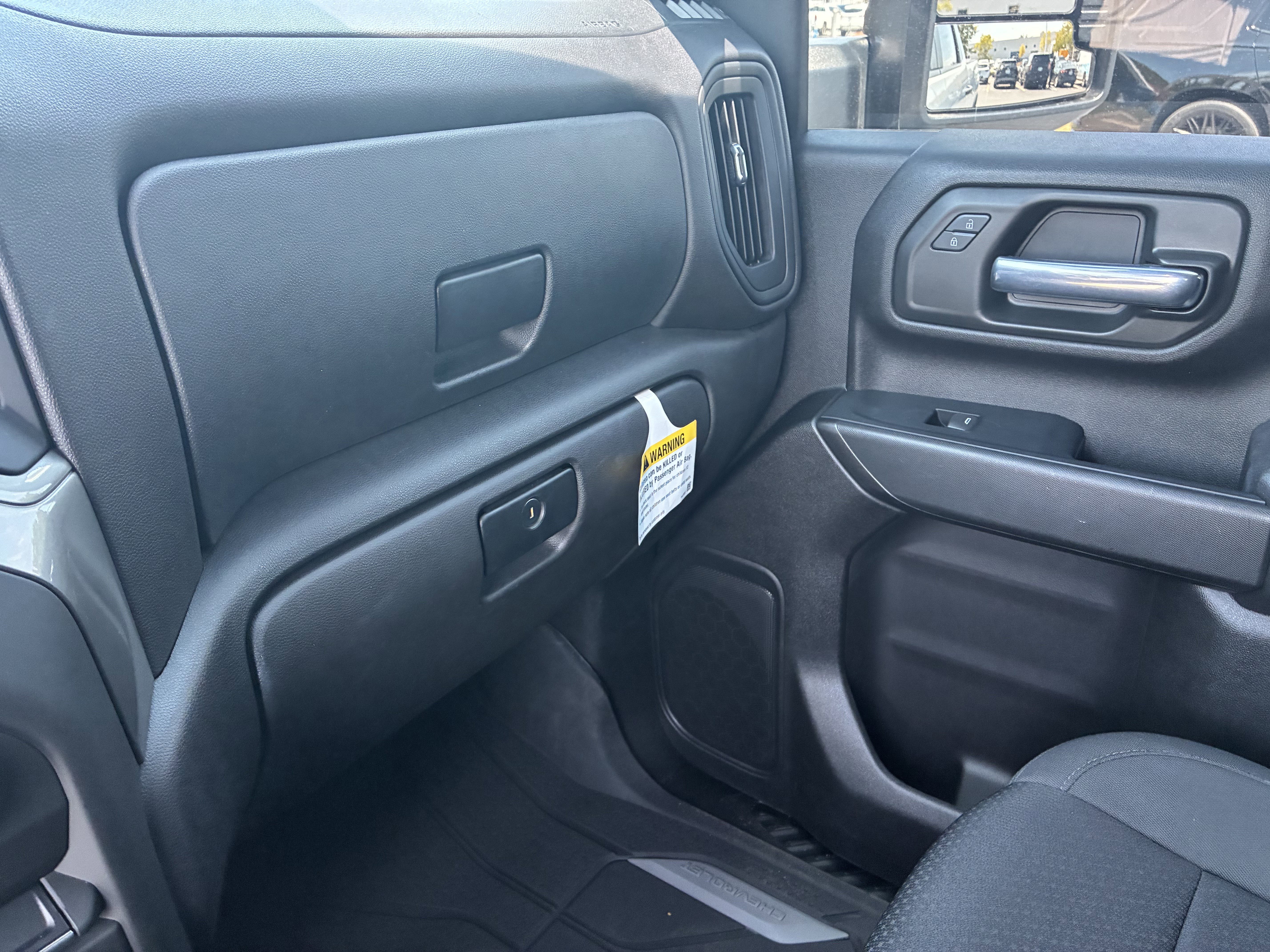 Used 2023 Chevrolet Silverado 2500 Custom AWD/4WD image 32
