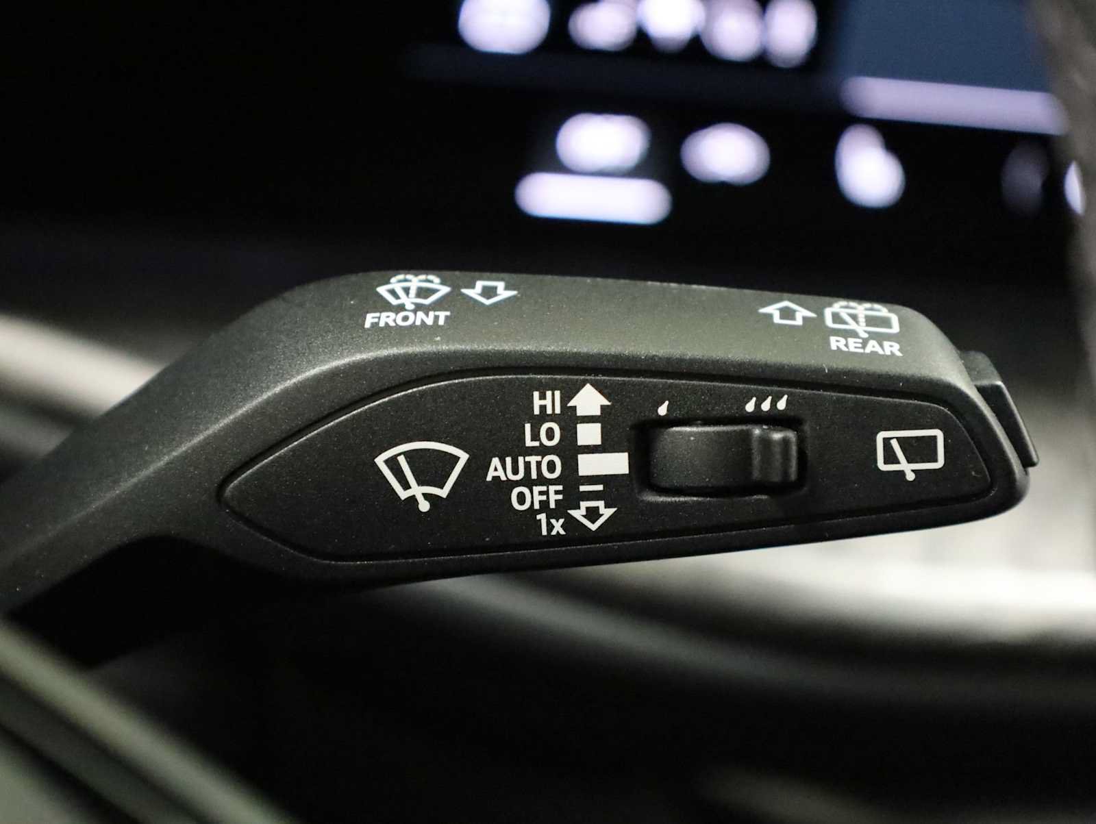 Certified 2025 Audi Q5 Premium AWD/4WD image 27